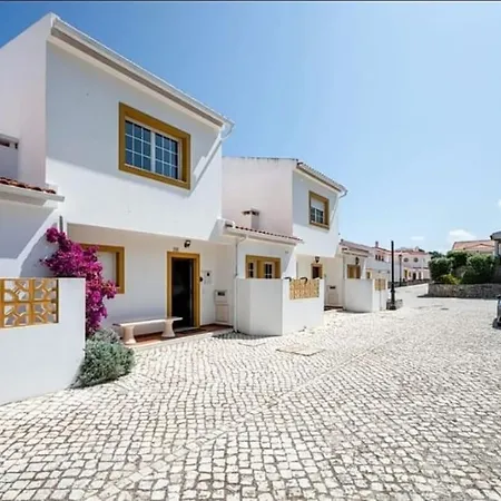 Casa de Férias Pool-golf-ocean In Del Rey Amoreira (Leiria)